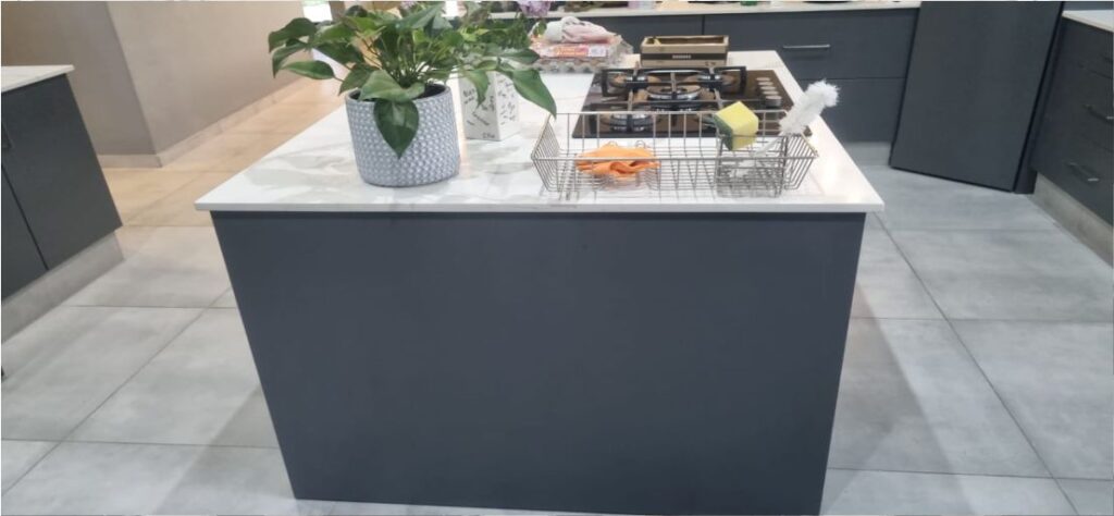 Built In Cupboards, Kitchen